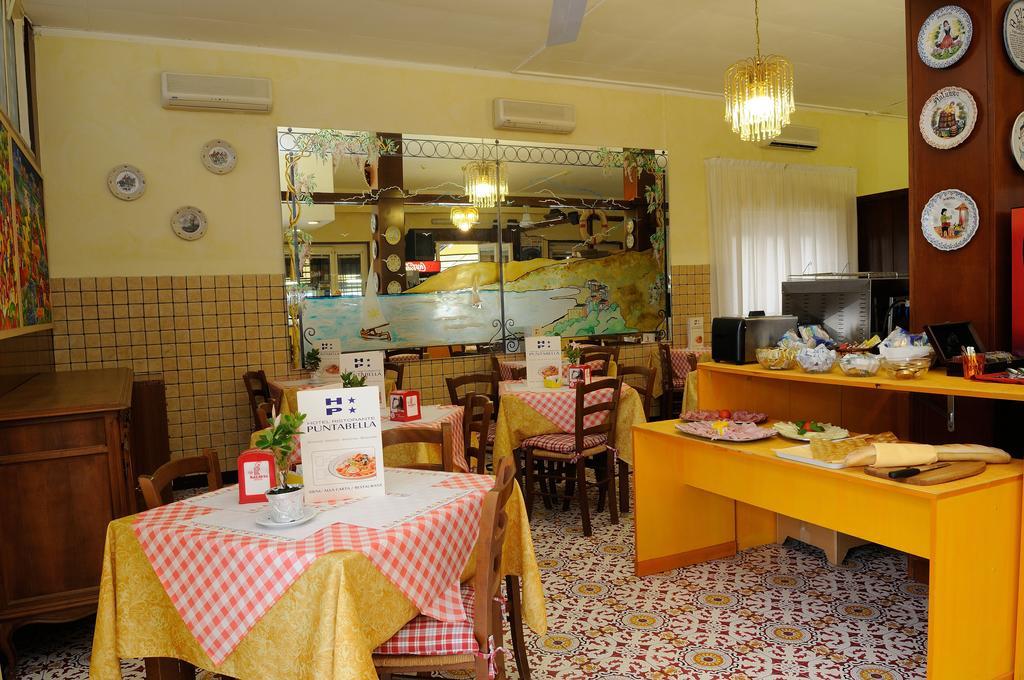 Hotel Puntabella Варацце Екстер'єр фото